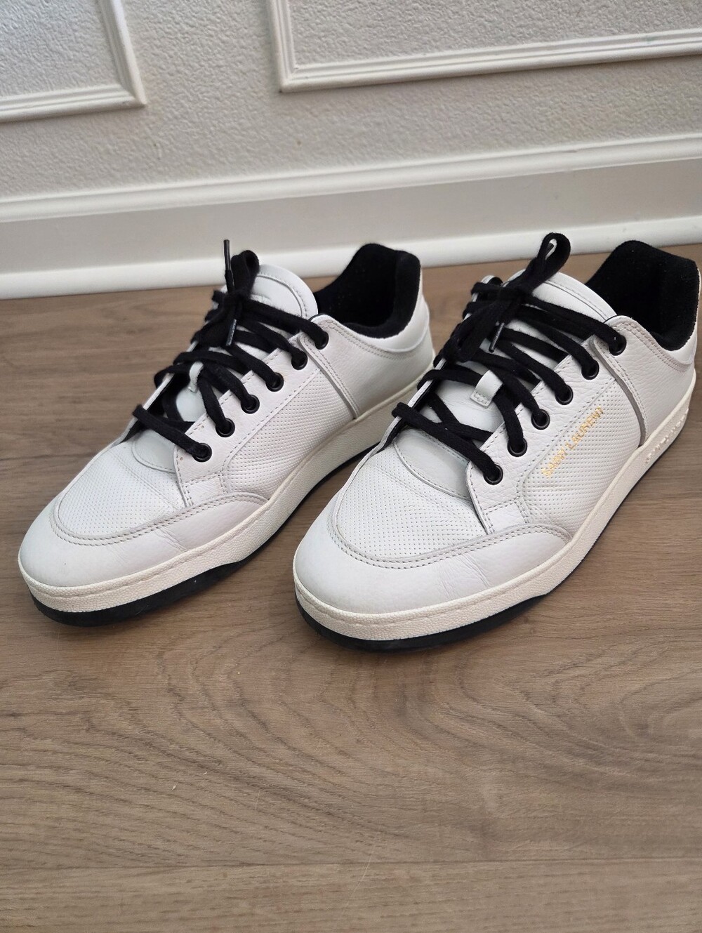 Saint Laurent Unisex Sl61 Low Top Sneaker 42.5 (M 9) Designer Streetwear Casual - Picture 2 of 13